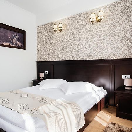 Hotel Turist Falticeni Ngoại thất bức ảnh
