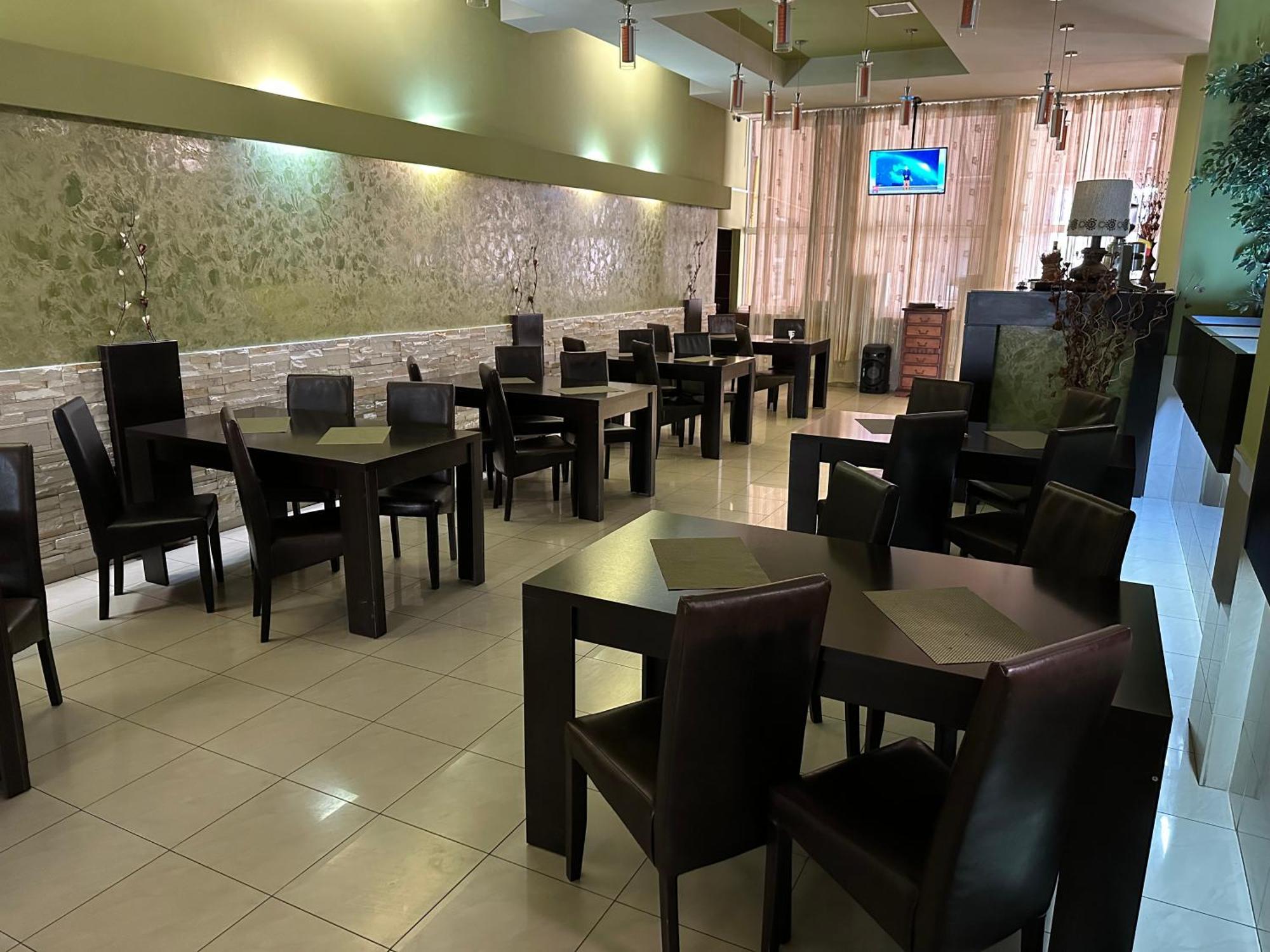 Hotel Turist Falticeni Ngoại thất bức ảnh