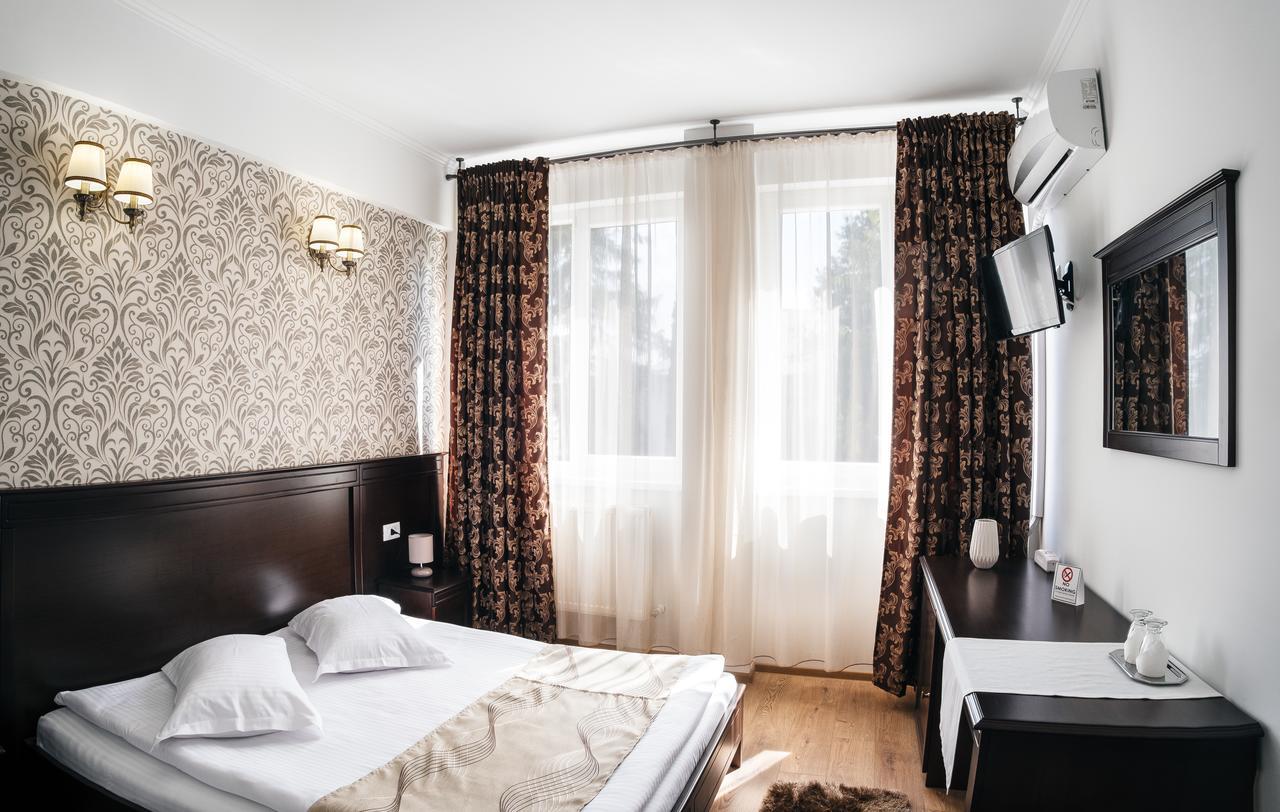 Hotel Turist Falticeni Ngoại thất bức ảnh