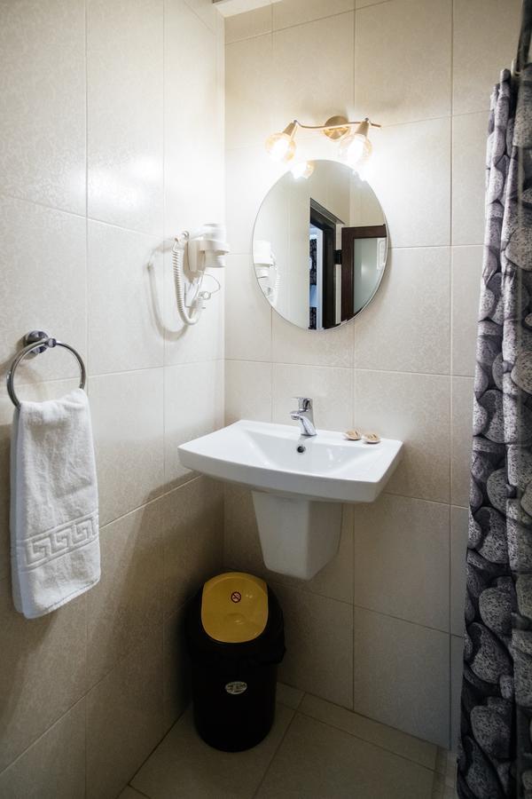 Hotel Turist Falticeni Ngoại thất bức ảnh