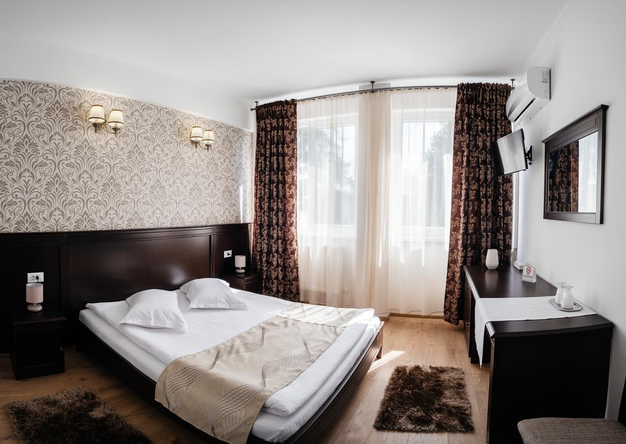 Hotel Turist Falticeni Ngoại thất bức ảnh