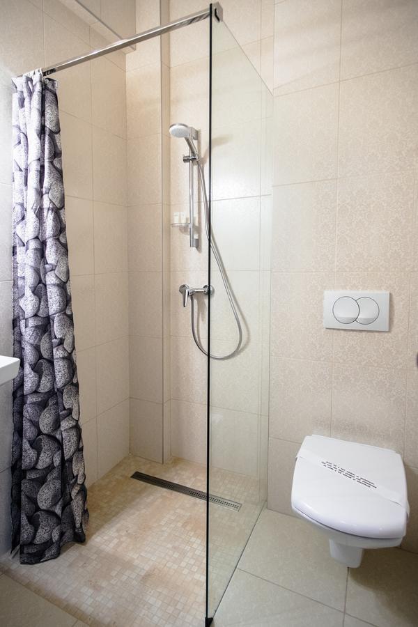Hotel Turist Falticeni Ngoại thất bức ảnh
