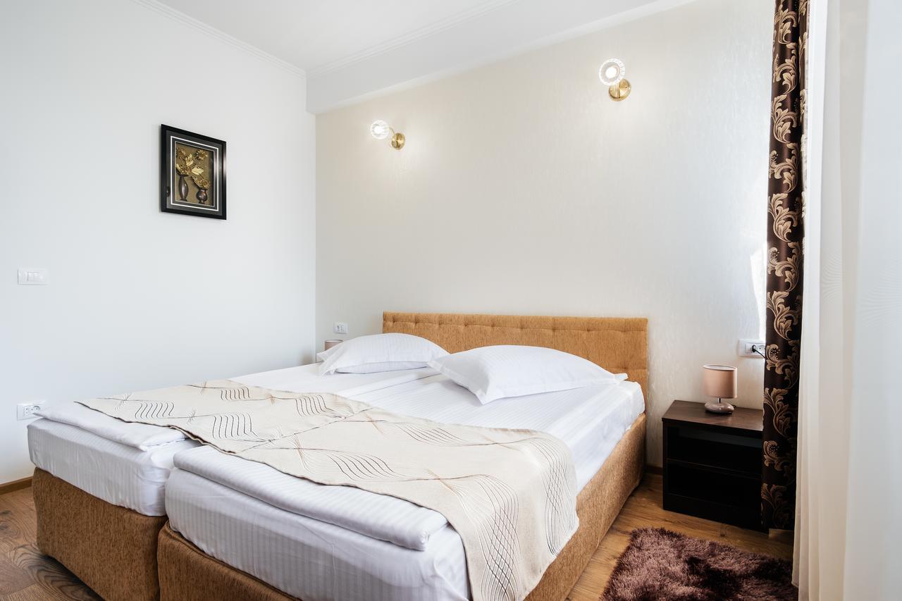 Hotel Turist Falticeni Ngoại thất bức ảnh
