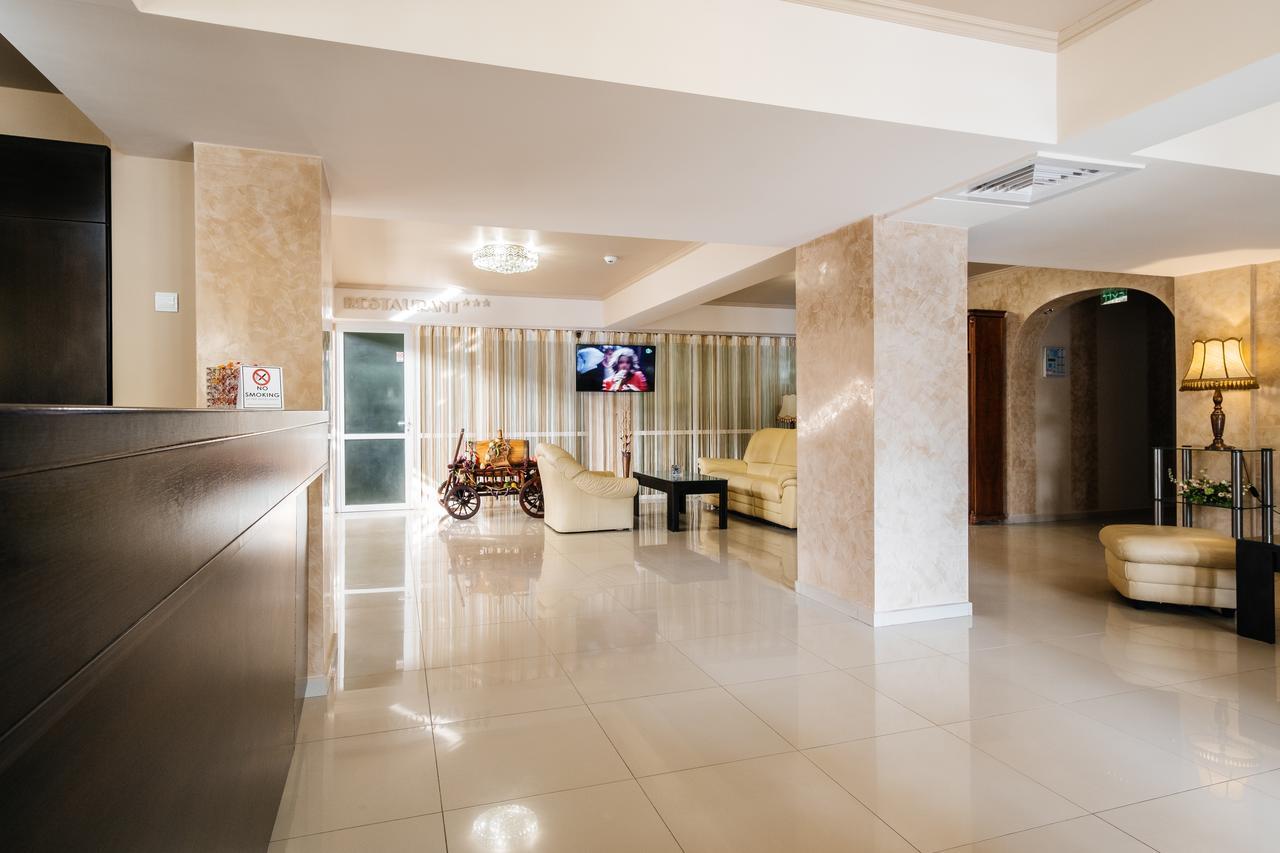 Hotel Turist Falticeni Ngoại thất bức ảnh