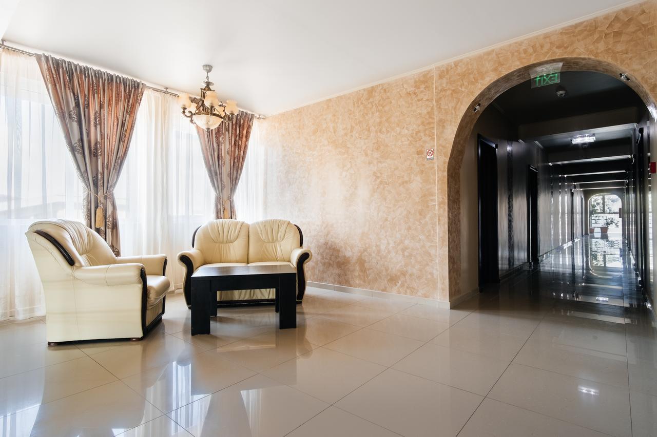 Hotel Turist Falticeni Ngoại thất bức ảnh